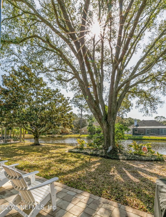 view of yard with a water view