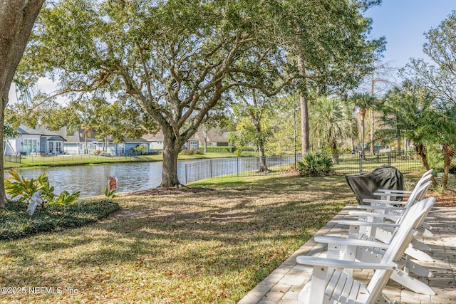 view of yard with a water view