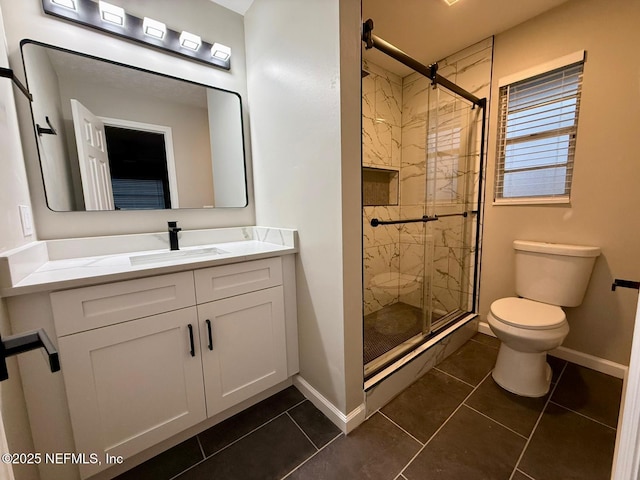 full bath featuring baseboards, toilet, and a stall shower