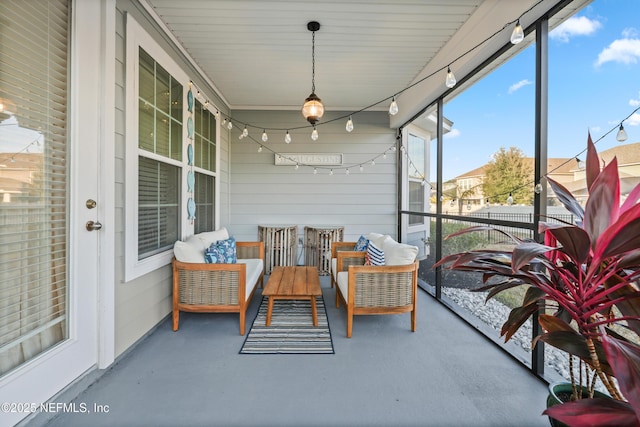 view of sunroom / solarium