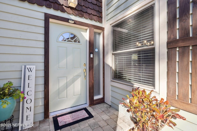 view of property entrance