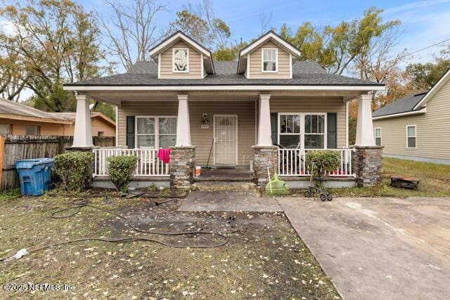 view of front of property with covered porch