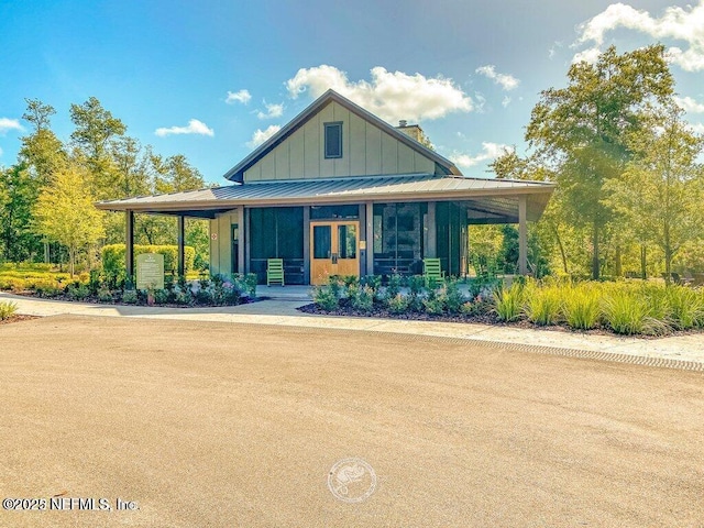 view of front of home