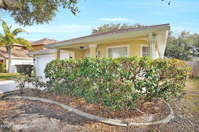 view of front of house with a garage