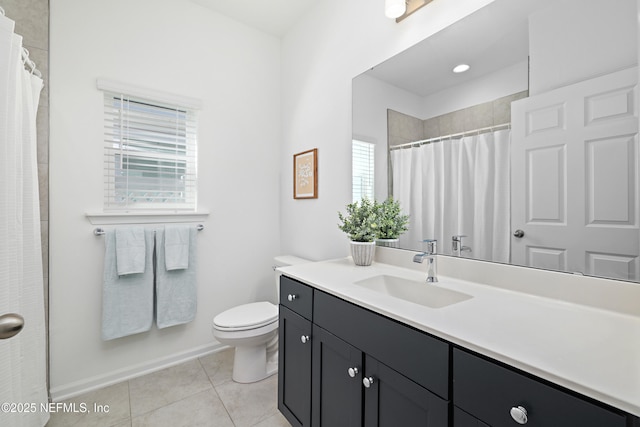 full bath featuring tile patterned flooring, baseboards, toilet, a shower with shower curtain, and vanity