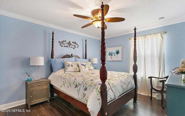 bedroom featuring crown molding, dark hardwood / wood-style floors, a textured ceiling, and ceiling fan