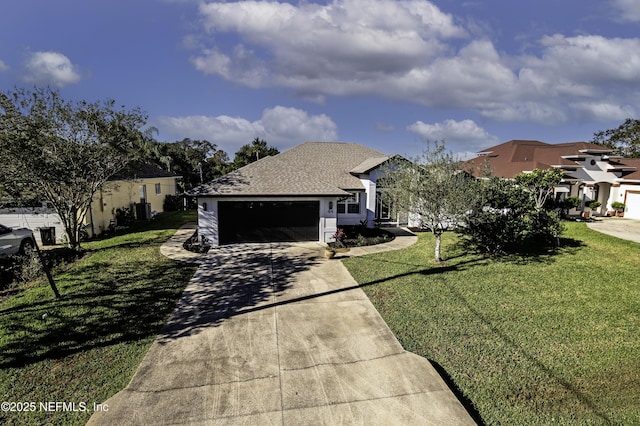 view of front facade featuring cooling unit and a front yard