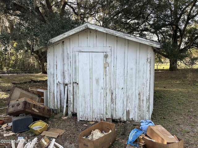 view of outdoor structure