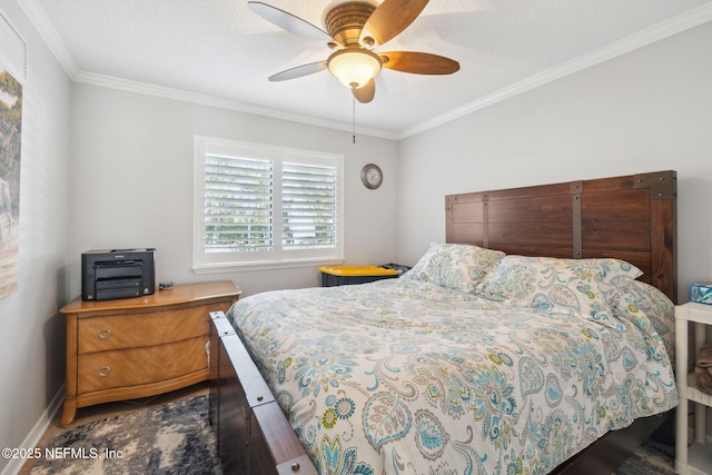 bedroom featuring crown molding, a textured ceiling, and ceiling fan