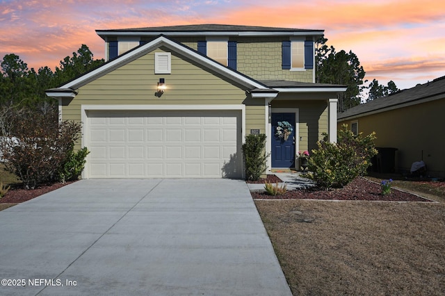 view of front property featuring a garage