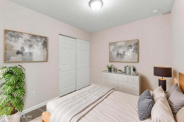 bedroom featuring a closet