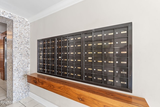 6000 San Jose Blvd Unit 6F, Jacksonville, FL 32217 - interior details with mail area