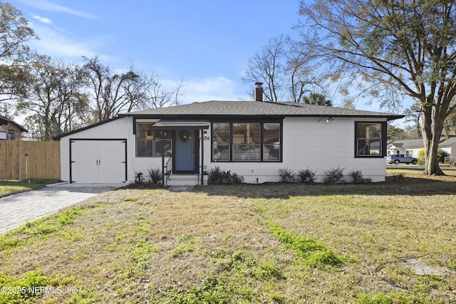 ranch-style house with a front yard