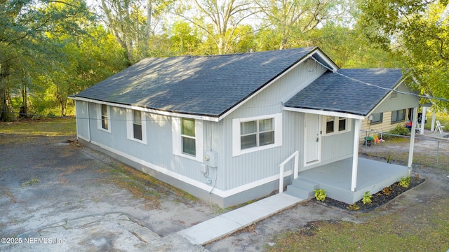 view of front of property