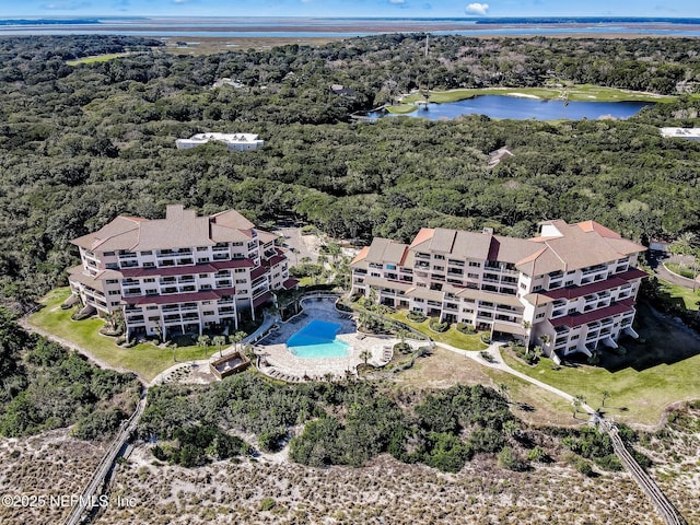 bird's eye view with a water view