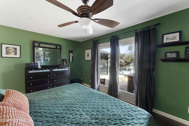 bedroom featuring ceiling fan