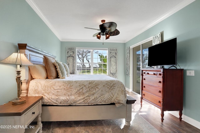 bedroom with access to exterior, ornamental molding, dark hardwood / wood-style floors, and ceiling fan