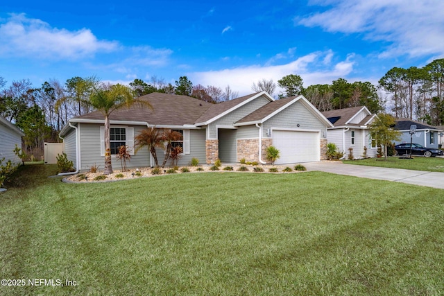 view of front facade featuring a garage and a front lawn