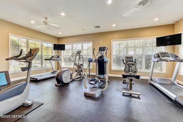 exercise room featuring ceiling fan