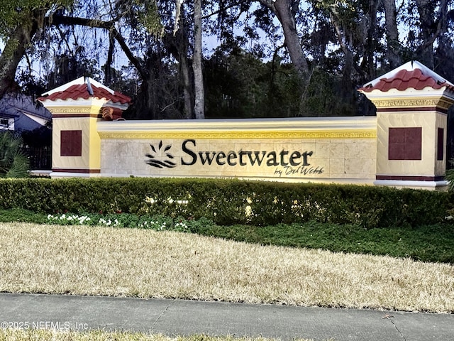 11693 Surfbird Cir Unit 2G, Jacksonville, FL 32256 - community sign featuring a yard