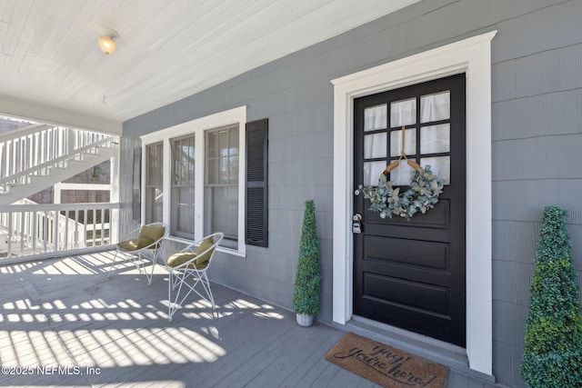 property entrance featuring covered porch