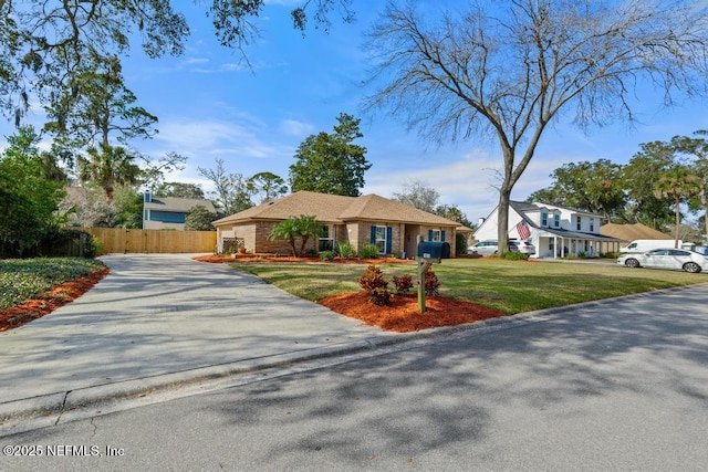 view of front of house with a front lawn