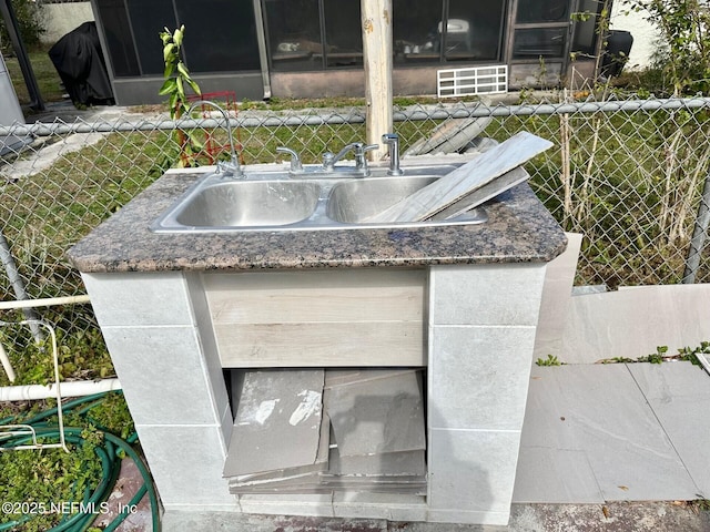 details with sink