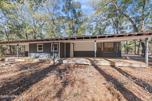 view of single story home