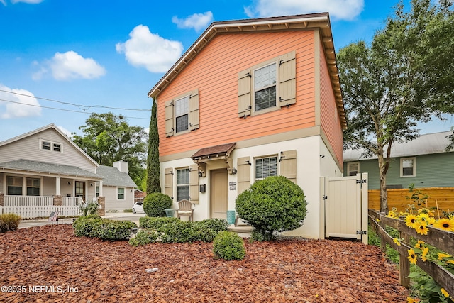 view of front property