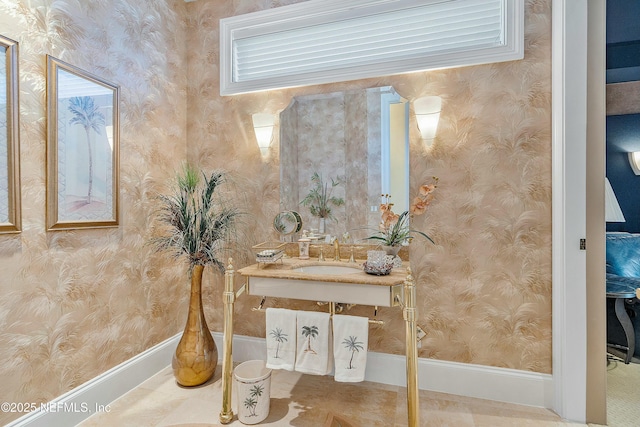 bathroom featuring sink