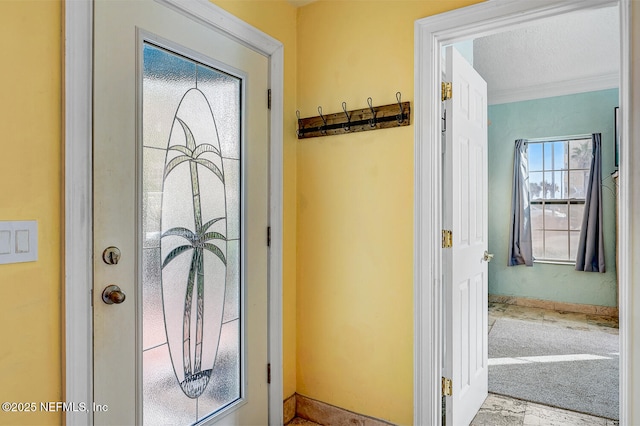 foyer with crown molding