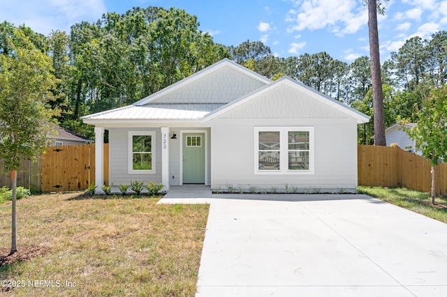 723 W 6th St, Saint Augustine, FL 32084 - photo 1