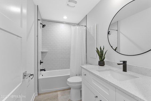 420 Herbert St, Saint Augustine, FL 32084 - bathroom featuring toilet, visible vents, recessed lighting, shower / bathtub combination with curtain, and vanity