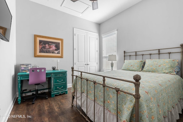 bedroom with ceiling fan, dark hardwood / wood-style flooring, and a closet