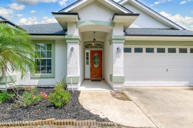 view of front facade with a garage