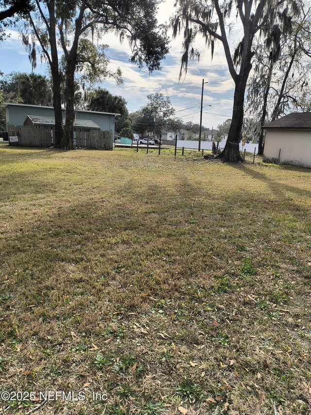 3906 Emerson St, Jacksonville, FL 32207