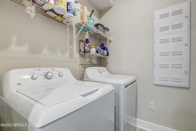 85248 Berryessa Way, Fernandina Beach, FL 32034 - clothes washing area with washing machine and dryer