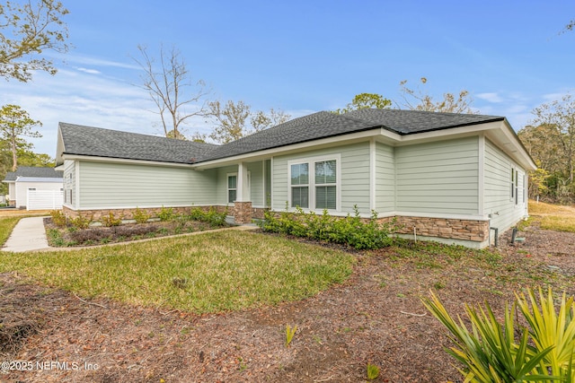 85034 Southern Creek Blvd, Fernandina Beach, FL 32034 - view of front facade featuring a front yard