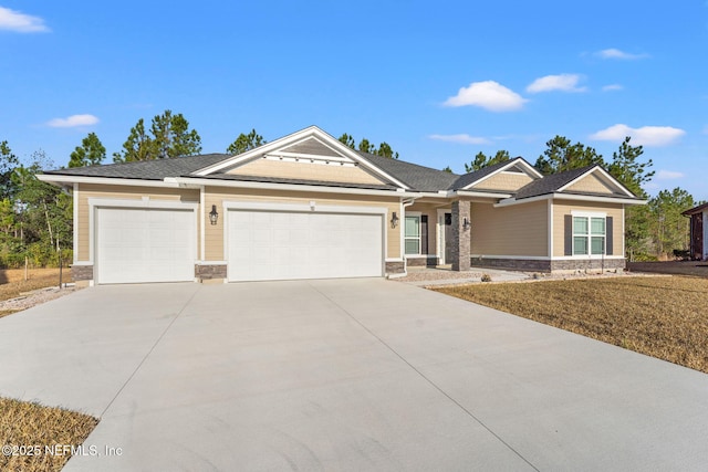 view of front facade with a garage