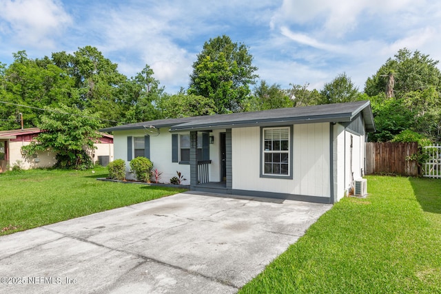 5325 Woodcrest Rd, Jacksonville, FL 32205 - photo 3