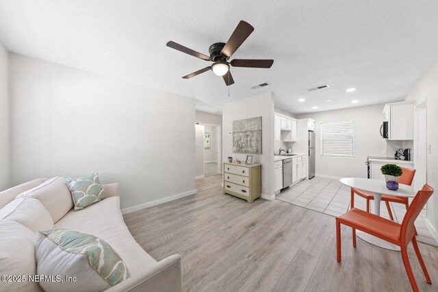 5325 Woodcrest Rd, Jacksonville, FL 32205 - photo 5