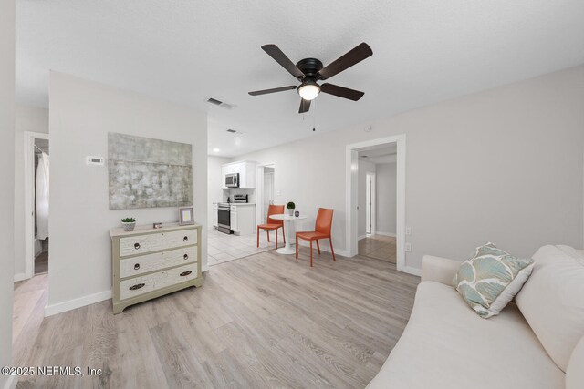 5325 Woodcrest Rd, Jacksonville, FL 32205 - photo 1