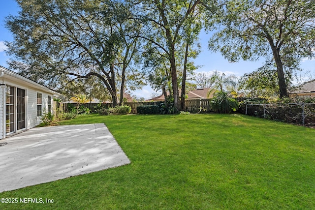 view of yard with a patio