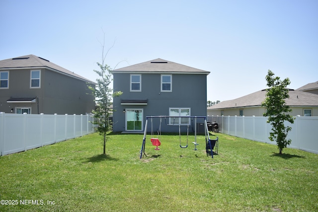 2271 Willow Glen Ln, Green Cove Springs, FL 32043 - back of property with stucco siding