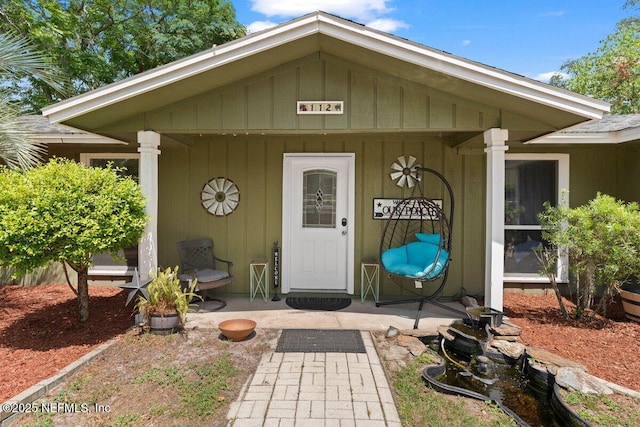 view of property entrance