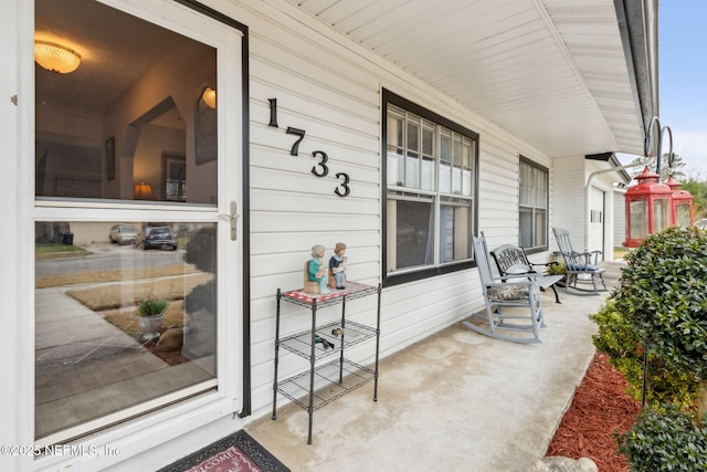 view of patio / terrace with a porch