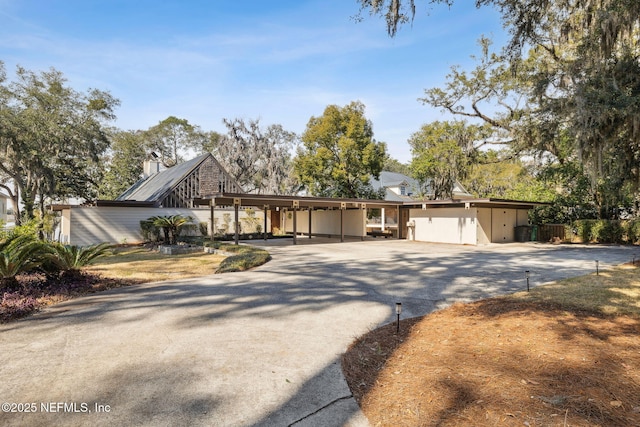 view of front of home featuring a garage