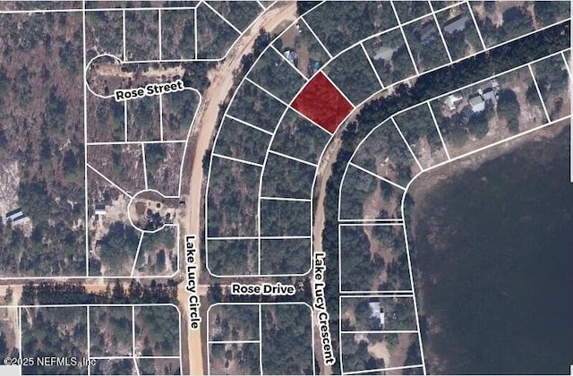 217 Lake Lucy Cres, Interlachen, FL 32148