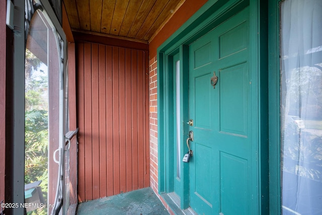 view of property entrance