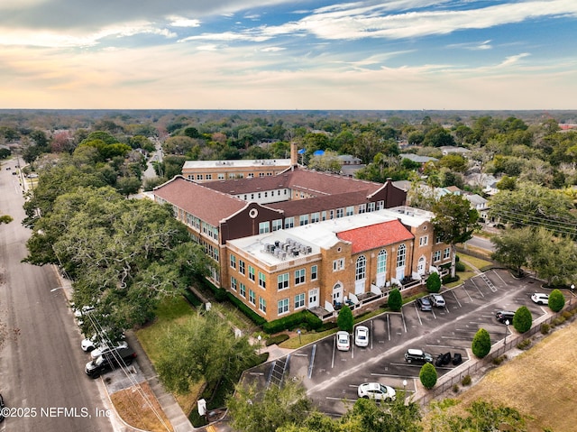 view of aerial view at dusk